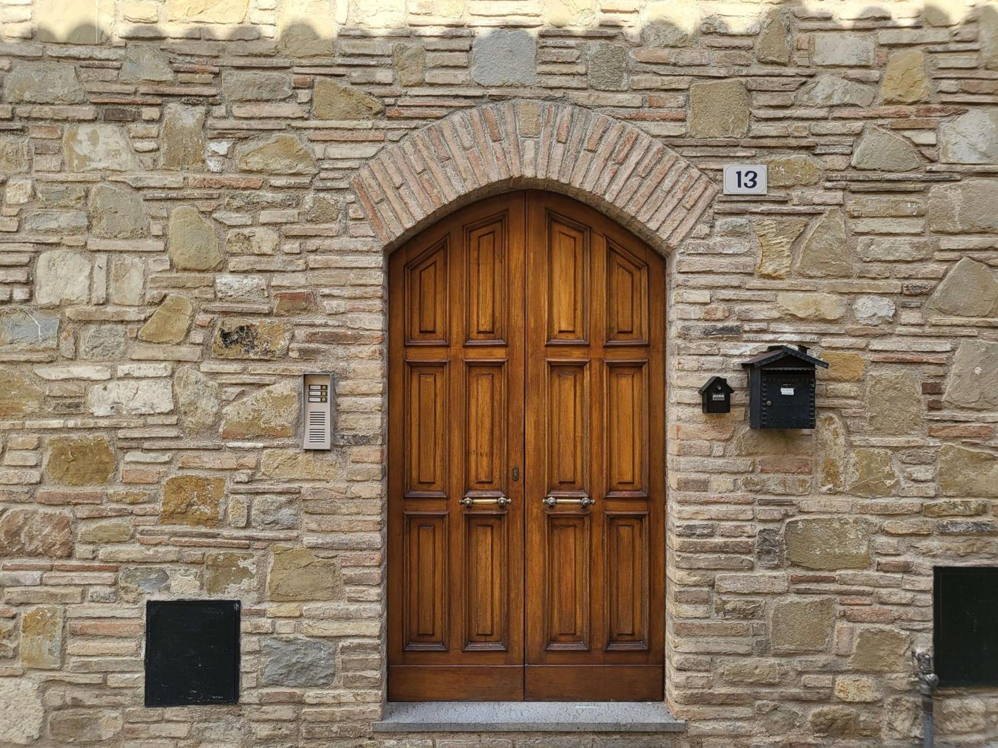 Appartamento Con Camino In Centro Storico Bevagna Exterior photo